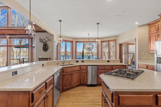 34-web-or-mls-25665 W Comfort Dr Interior-22.jpg