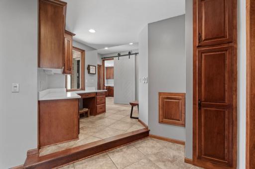 54-web-or-mls-25665 W Comfort Dr Interior-42.jpg