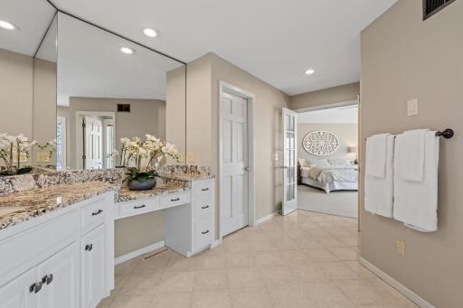 74-web-or-mls-25665 W Comfort Dr Interior-62.jpg
