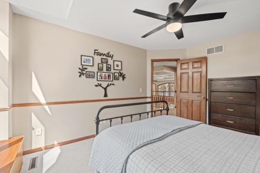 78-web-or-mls-25665 W Comfort Dr Interior-66.jpg