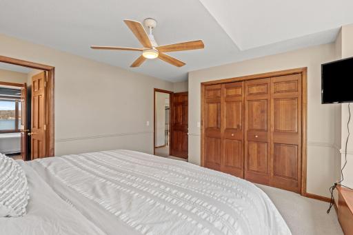 84-web-or-mls-25665 W Comfort Dr Interior-72.jpg