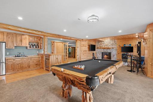 100-web-or-mls-25665 W Comfort Dr Interior-88.jpg