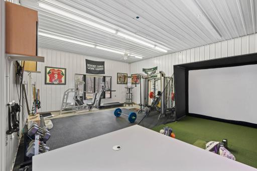112-web-or-mls-25665 W Comfort Dr Interior-100.jpg
