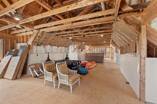114-web-or-mls-25665 W Comfort Dr Interior-102.jpg