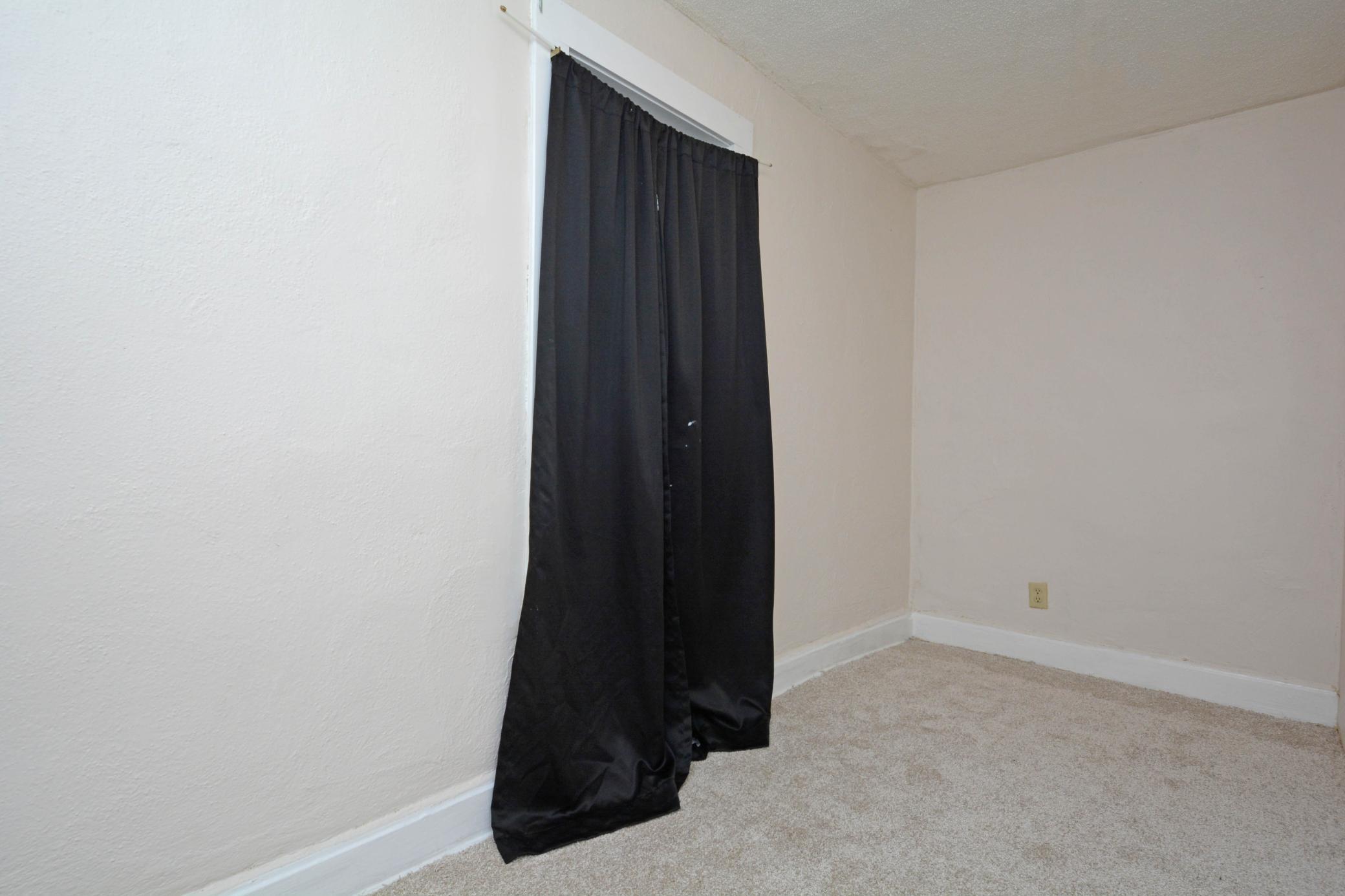 397 Burgess St 10.jpg