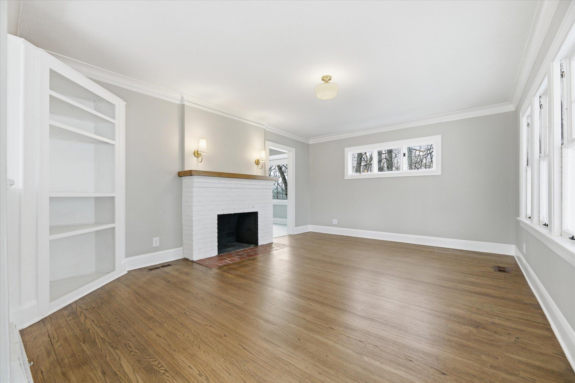 21-6625 Sioux Trail Rockford MN_17.jpg