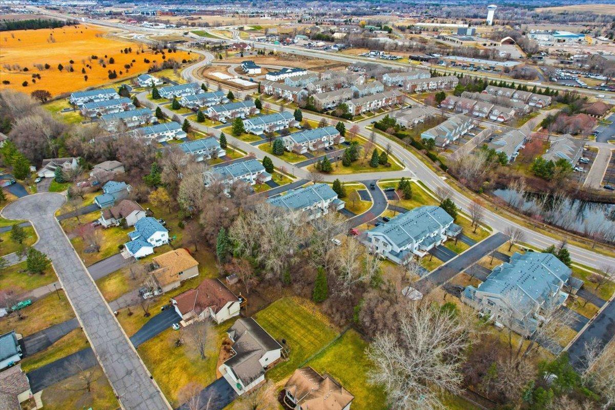 8-6968 139th Ave NW_Ramsey-8.jpg