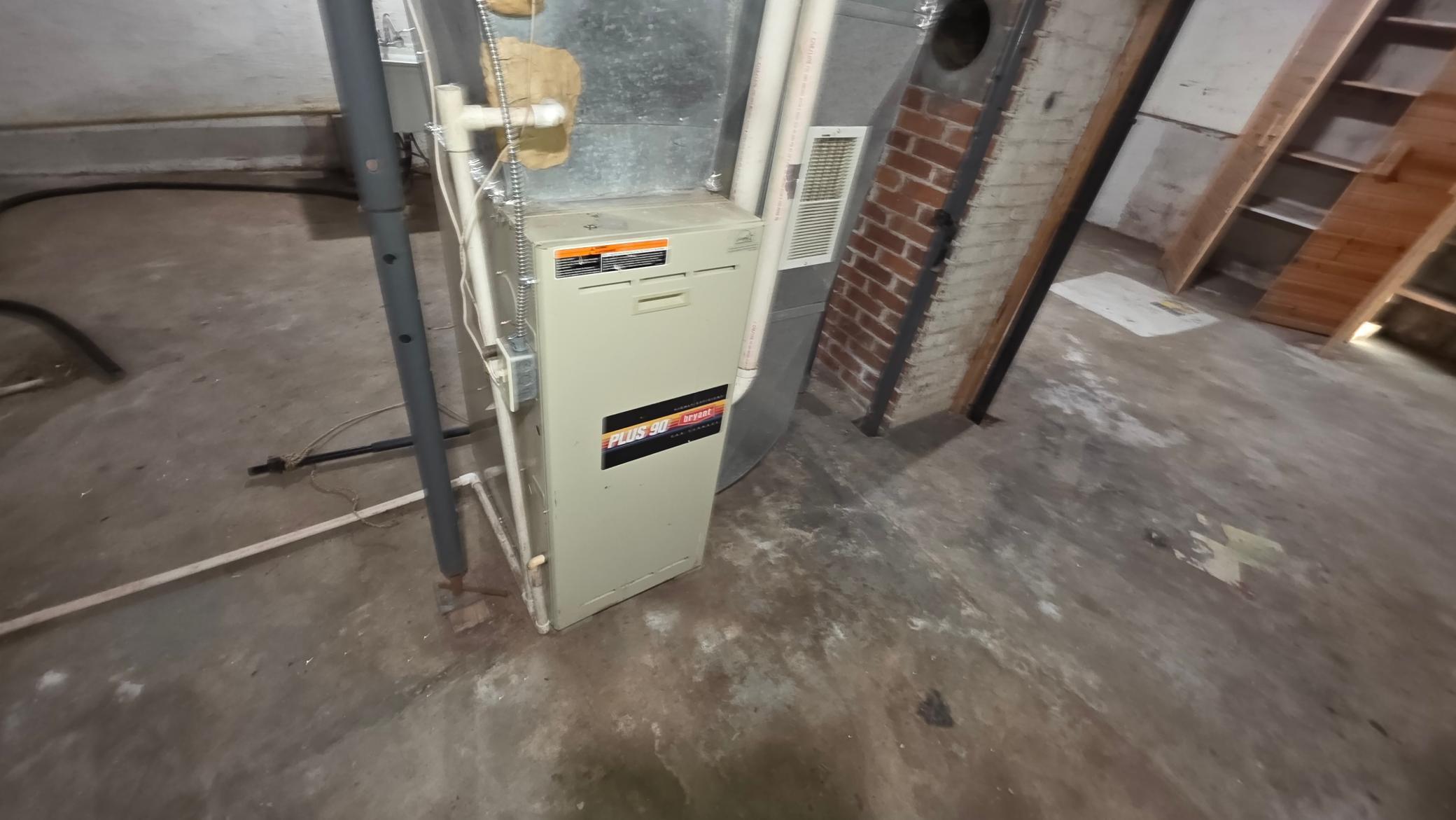 BASEMENT FURNACE.jpg
