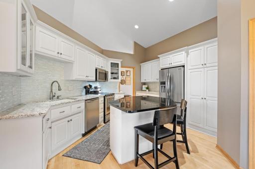 7360 Peltier Circle, Hugo, MN 55038