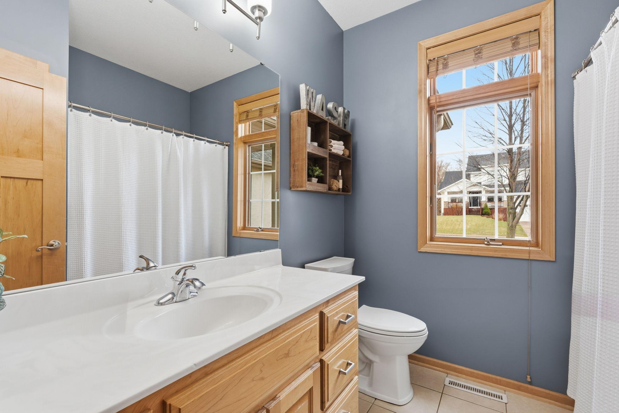 Main Level 2nd Full Bathroom