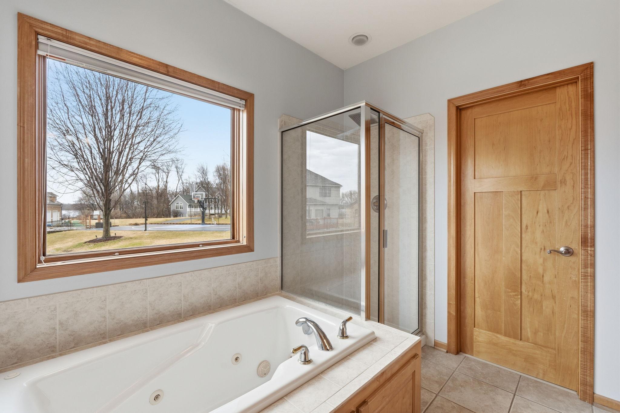 Separate Tub and Shower