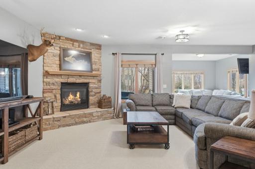 7360 Peltier Circle, Hugo, MN 55038