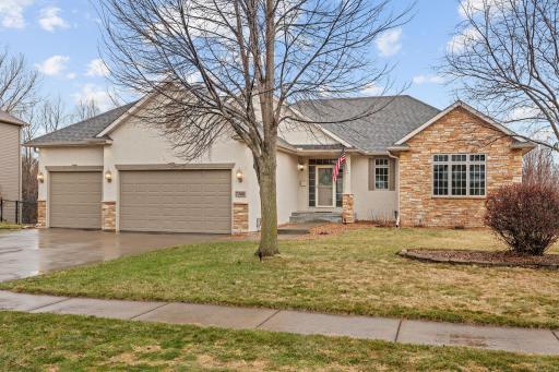7360 Peltier Circle, Hugo, MN 55038
