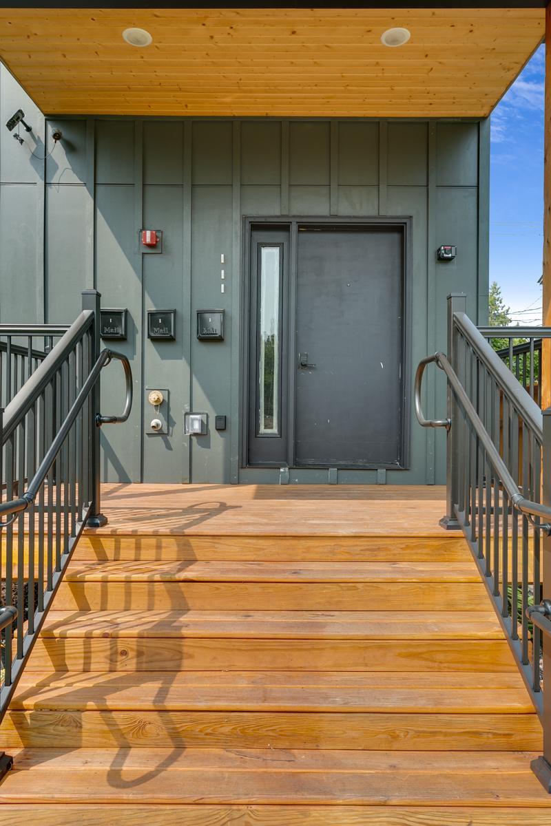 3310 Lyndale Ave S Unit 1 Minneapolis MN_0010.jpg