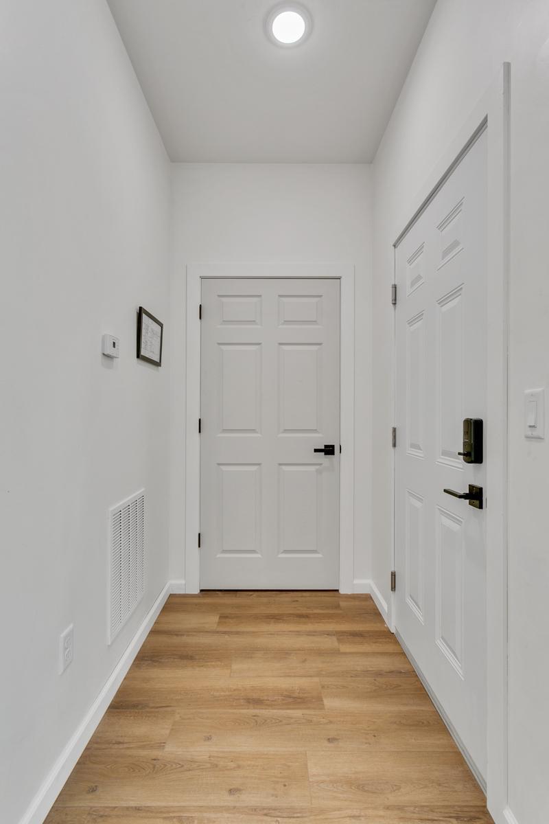 3310 Lyndale Ave S Unit 1 Minneapolis MN_0012.jpg