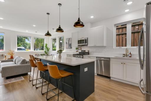 3310 Lyndale Ave S Unit 1 Minneapolis MN_0021.jpg