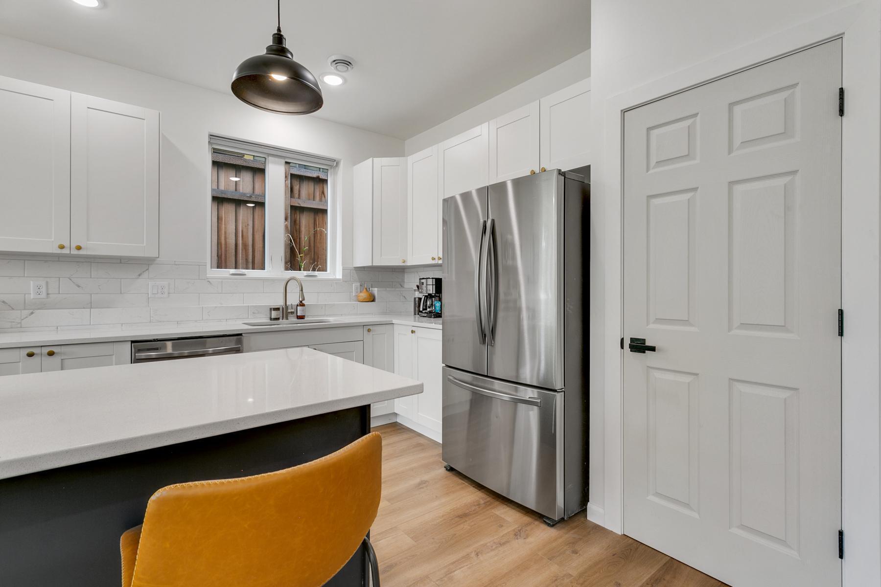 3310 Lyndale Ave S Unit 1 Minneapolis MN_0028.jpg