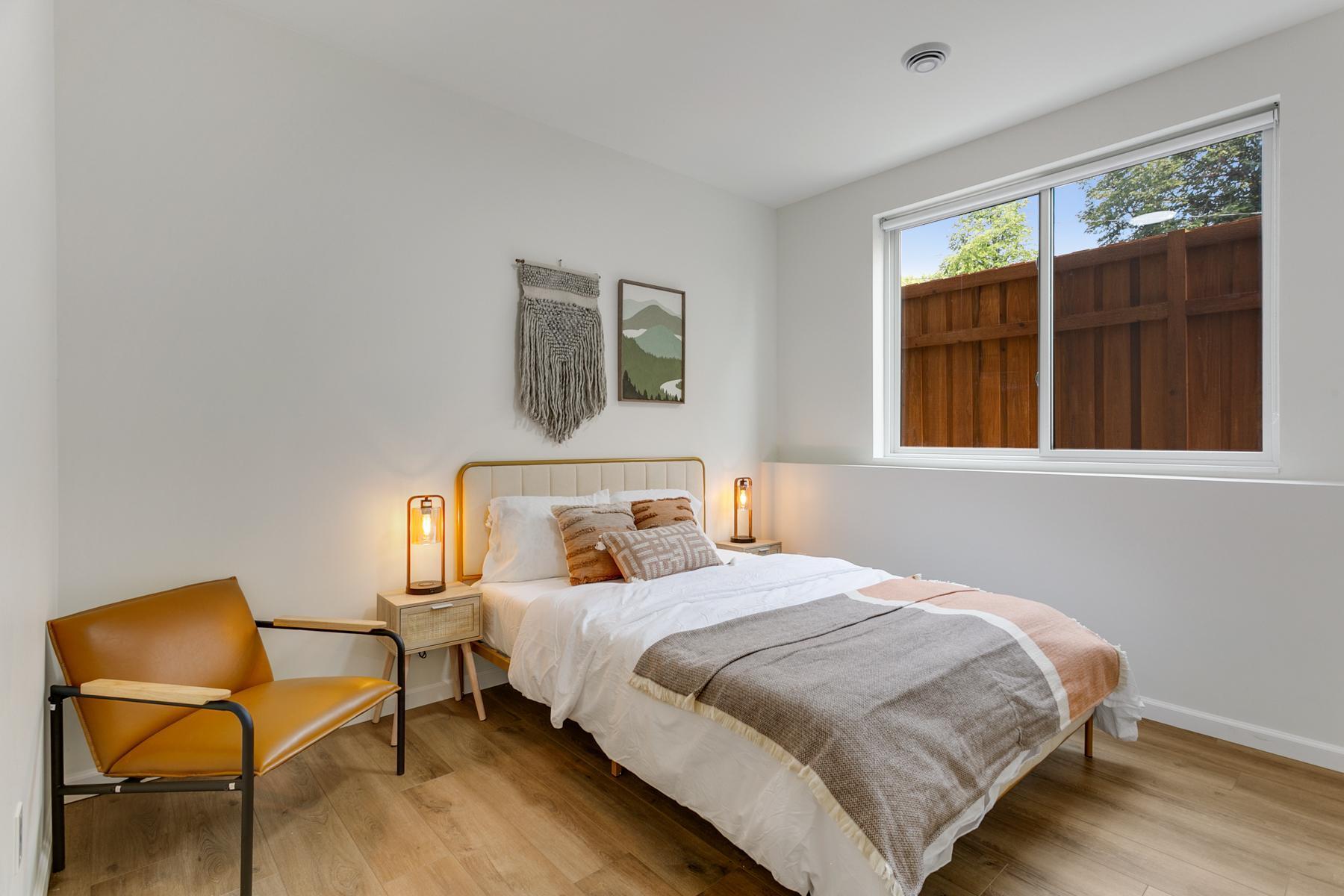 3310 Lyndale Ave S Unit 1 Minneapolis MN_0034.jpg