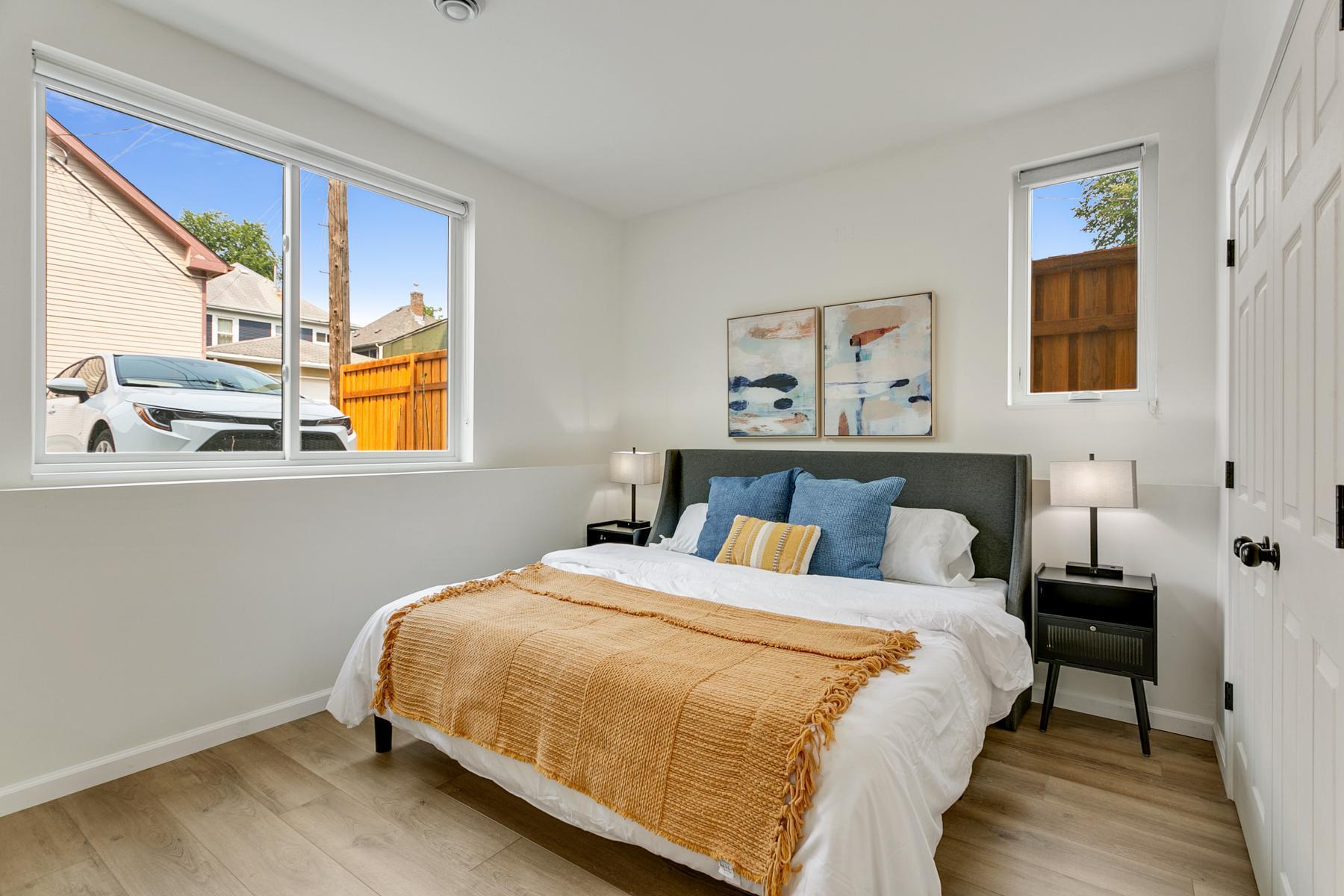 3310 Lyndale Ave S Unit 1 Minneapolis MN_0038.jpg