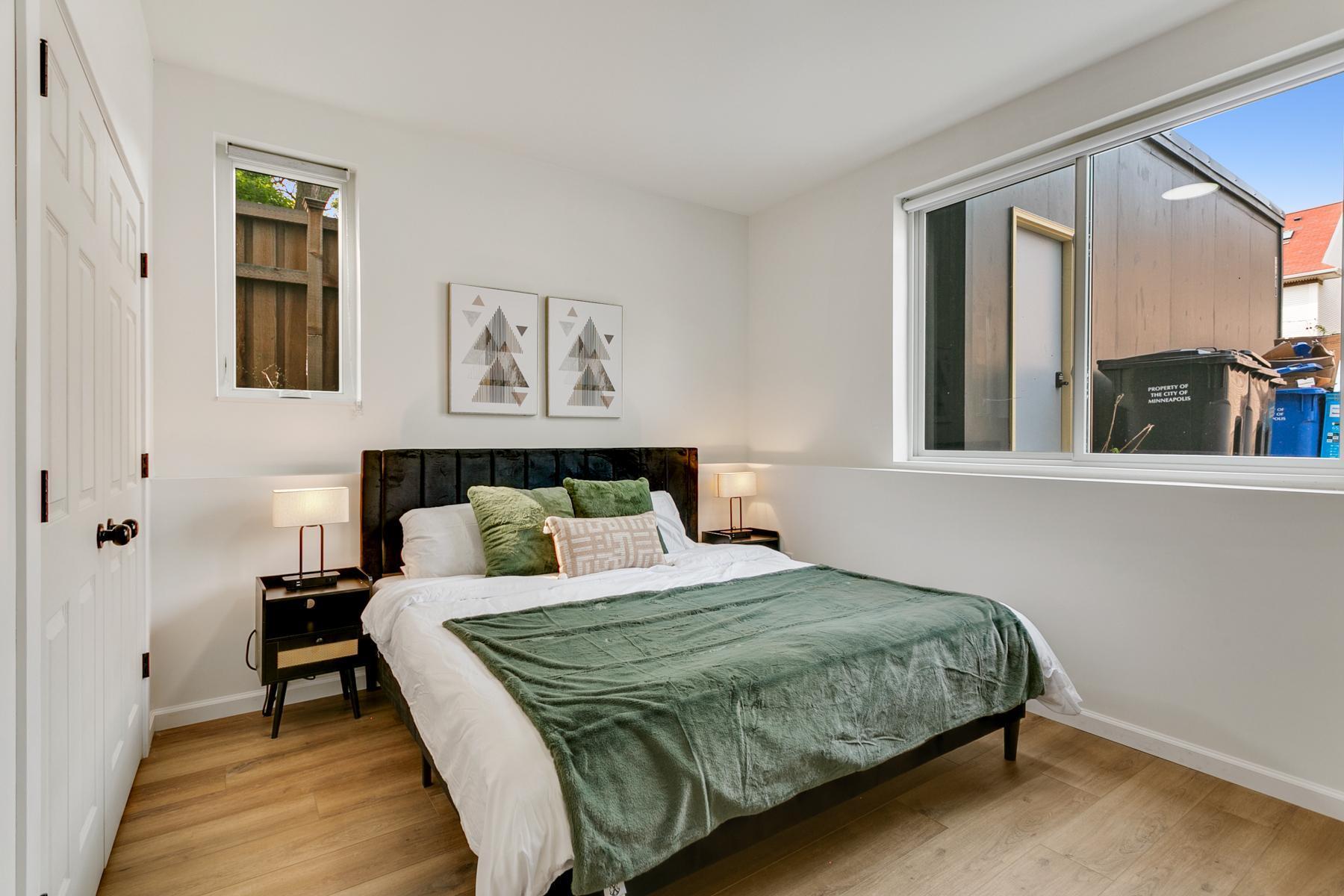 3310 Lyndale Ave S Unit 1 Minneapolis MN_0041.jpg