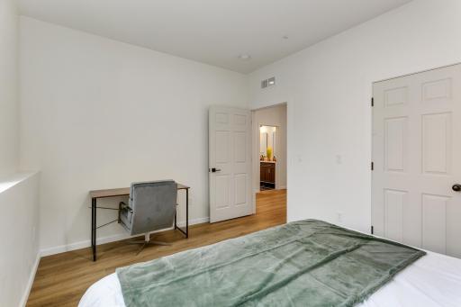 3310 Lyndale Ave S Unit 1 Minneapolis MN_0042.jpg