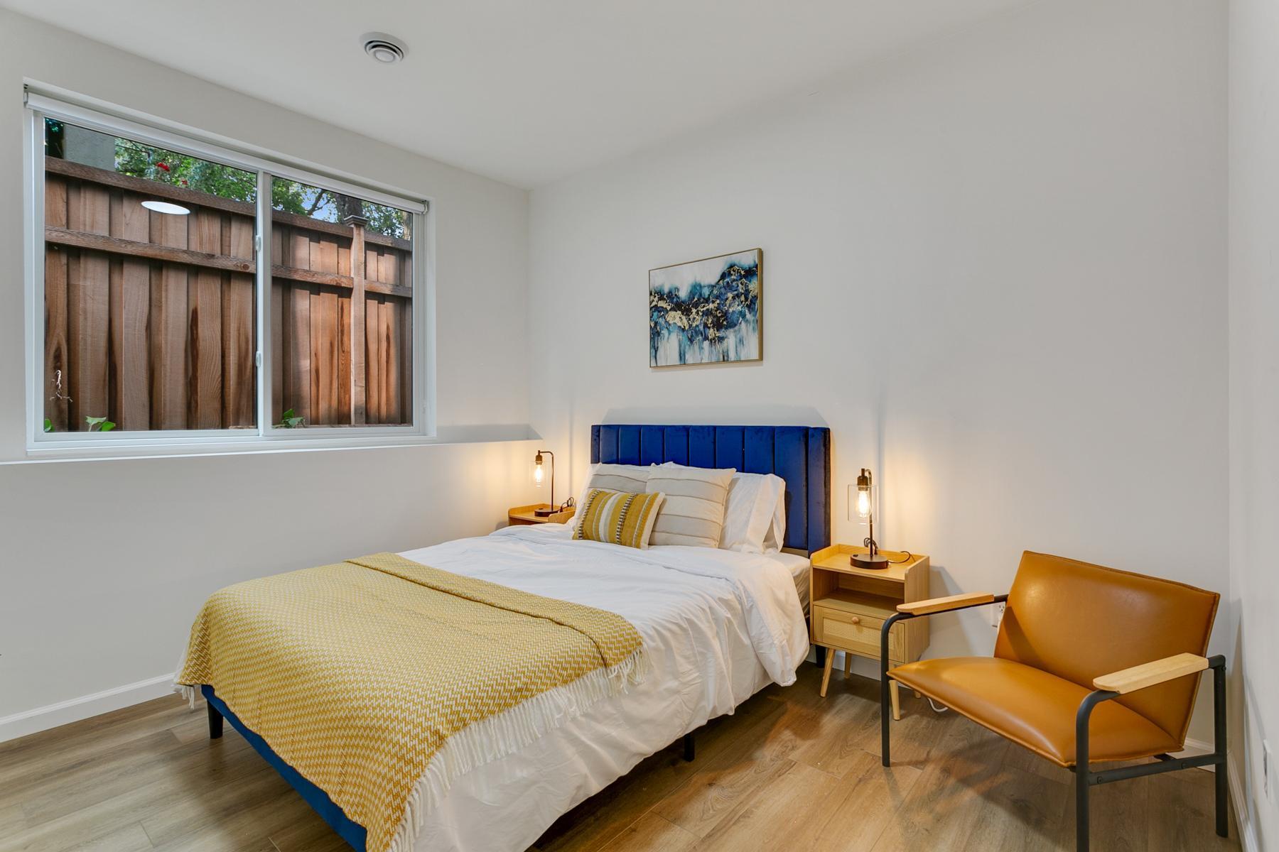 3310 Lyndale Ave S Unit 1 Minneapolis MN_0049.jpg