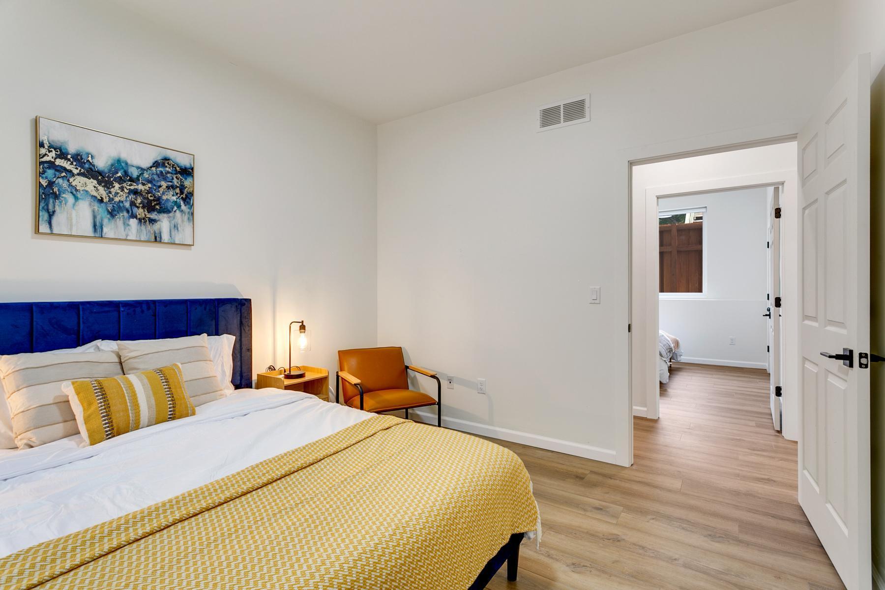 3310 Lyndale Ave S Unit 1 Minneapolis MN_0051.jpg