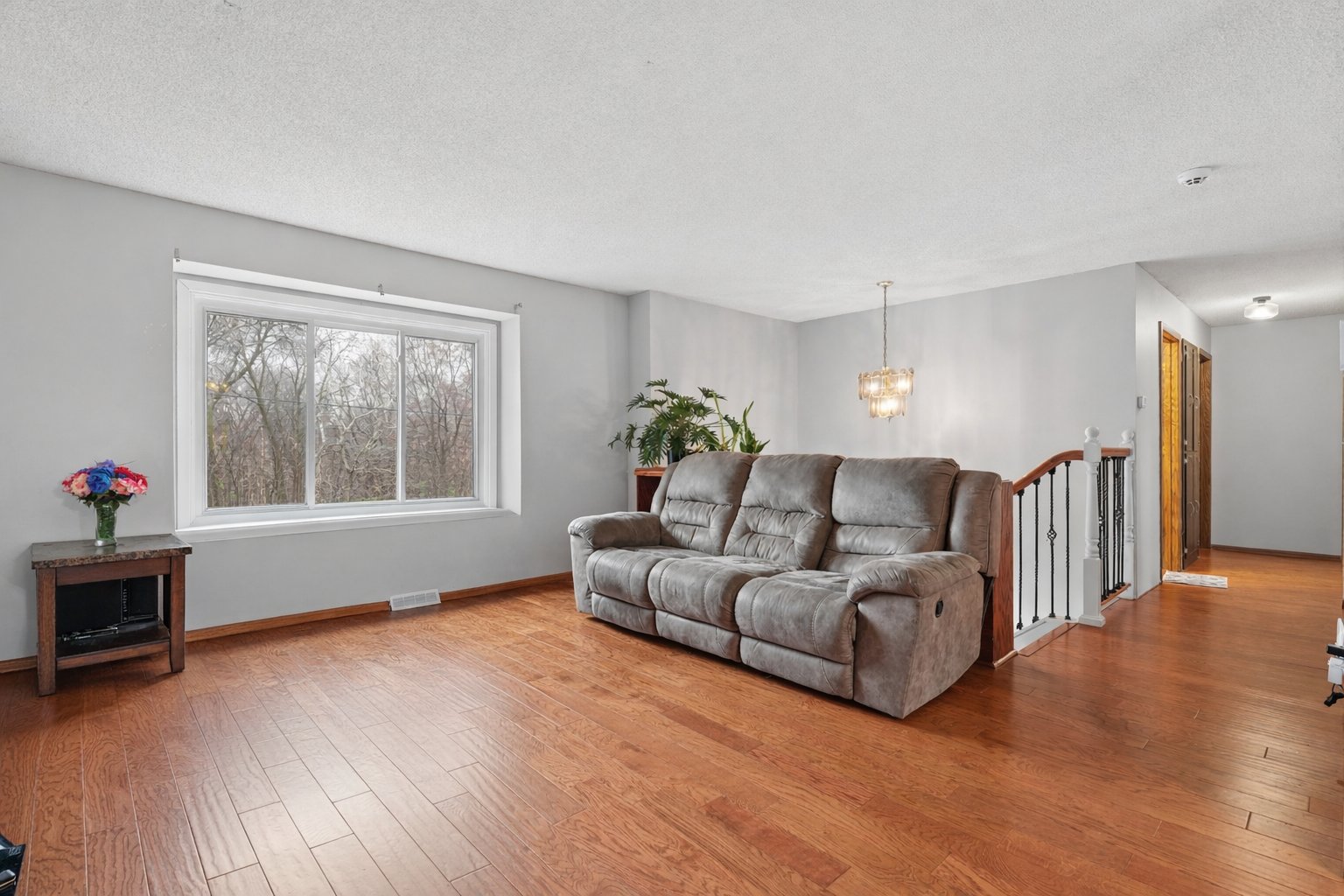 Cozy living room with natural light (2).png