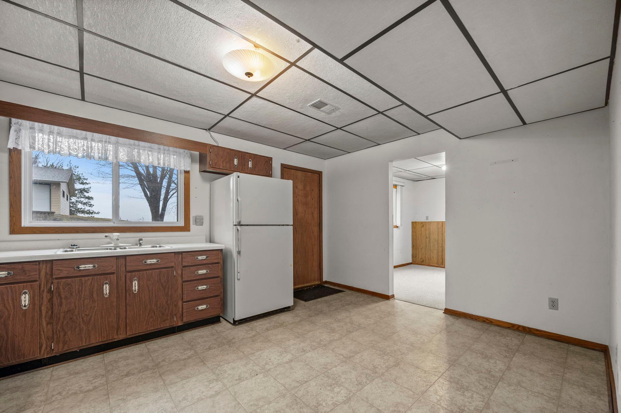 66-web-or-mls-3761 W 230th St-84.jpg