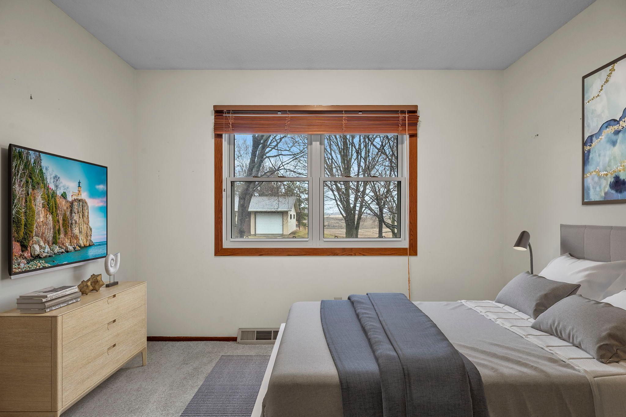 46-web-or-mls-3761 W 230th St-219_Final.jpg