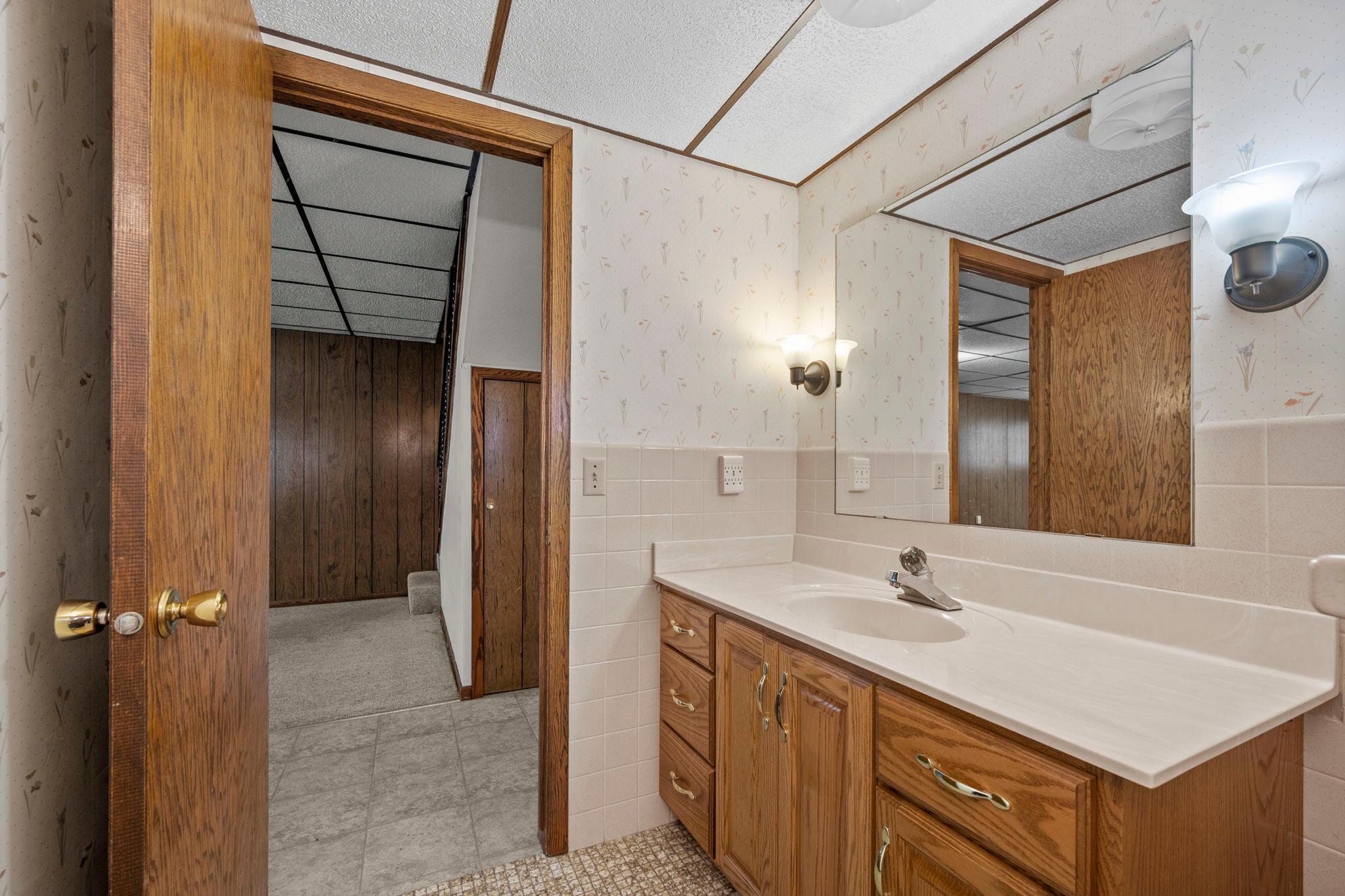 69-web-or-mls-3761 W 230th St-99.jpg