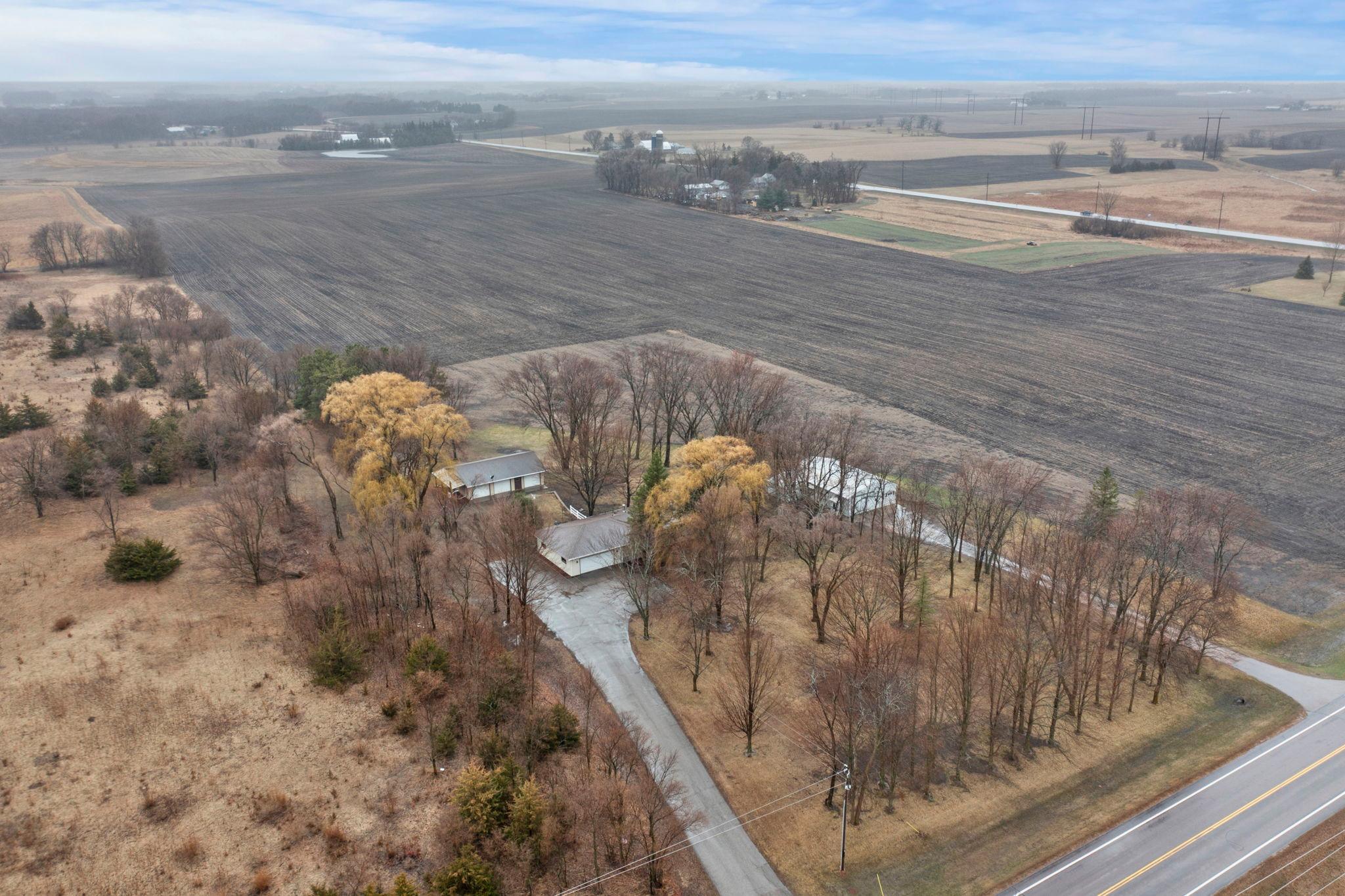 8-web-or-mls-3761 W 230th St-177.jpg