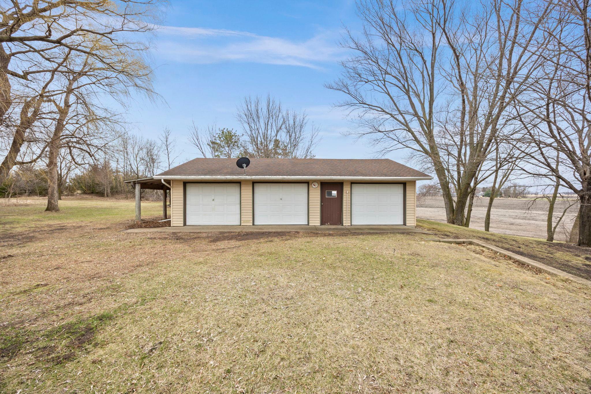 89-web-or-mls-3761 230th St W-64.jpg