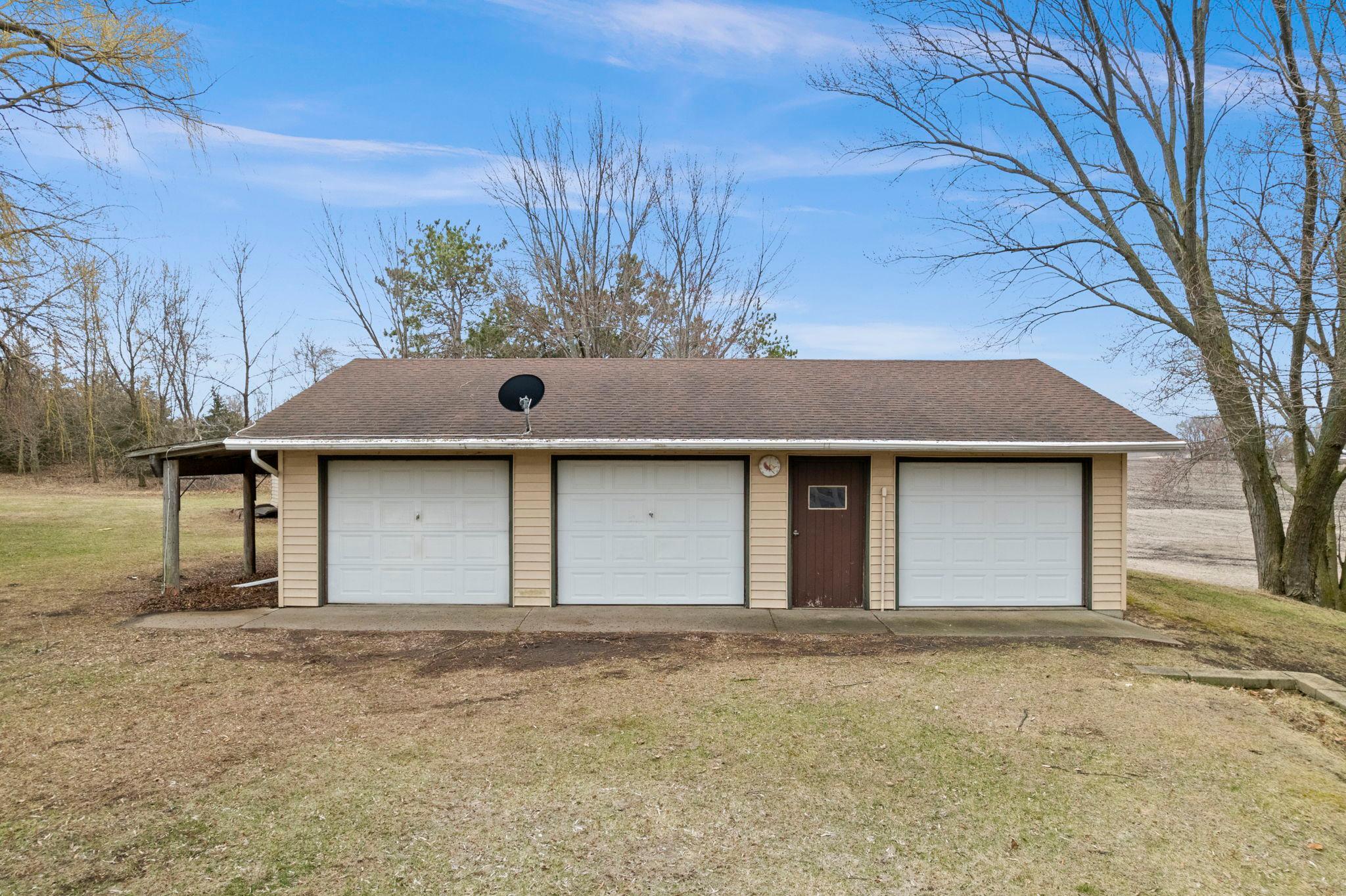 93-web-or-mls-3761 230th St W-178.jpg