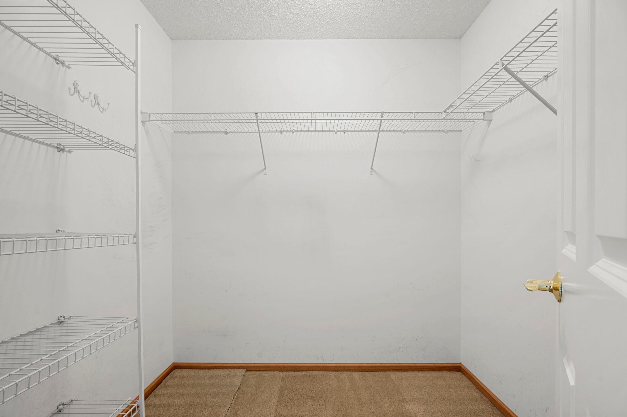 55-web-or-mls-2177 Eagle Trace Ln-164.jpg