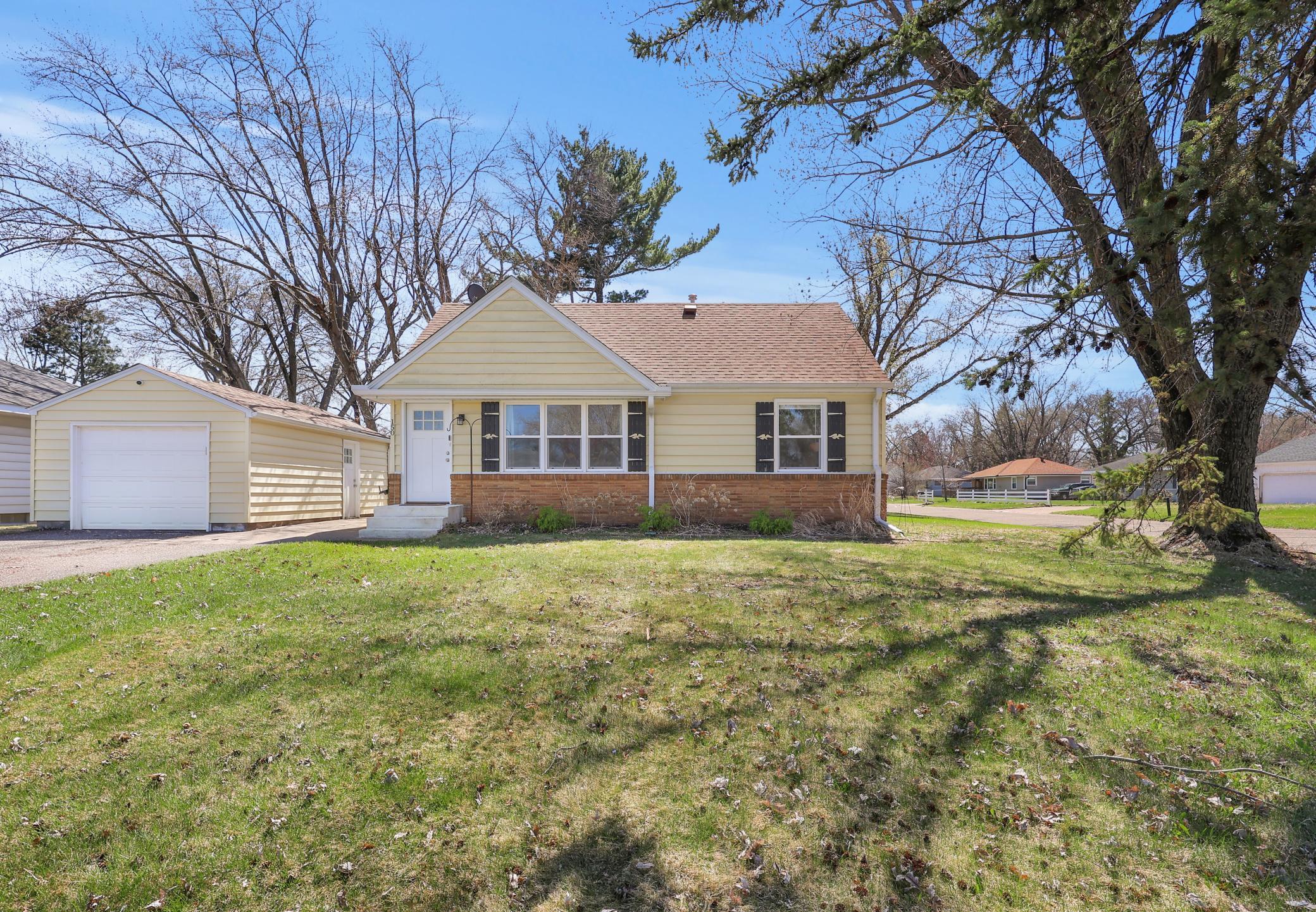 150 93rd - Photo.jpg