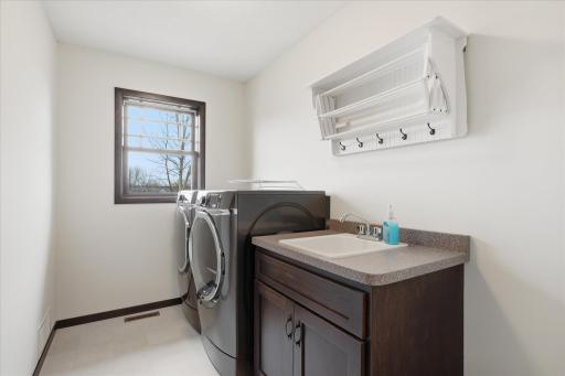 12822 Breckenridge Lane, Rogers, MN 55374