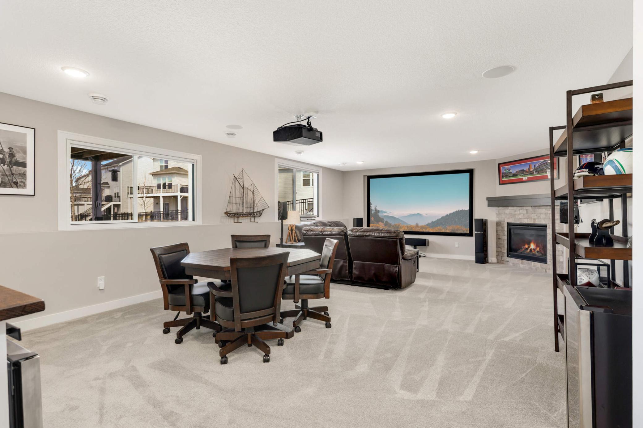 Family Room - great for entertaining!