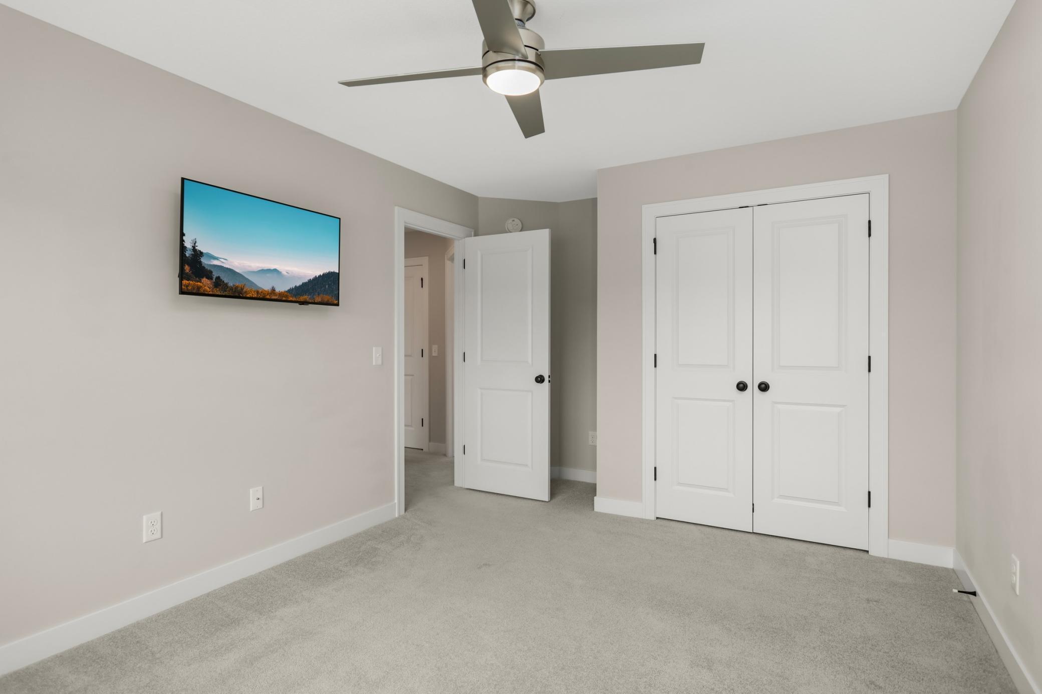 Upper Level Bedroom Suite #4