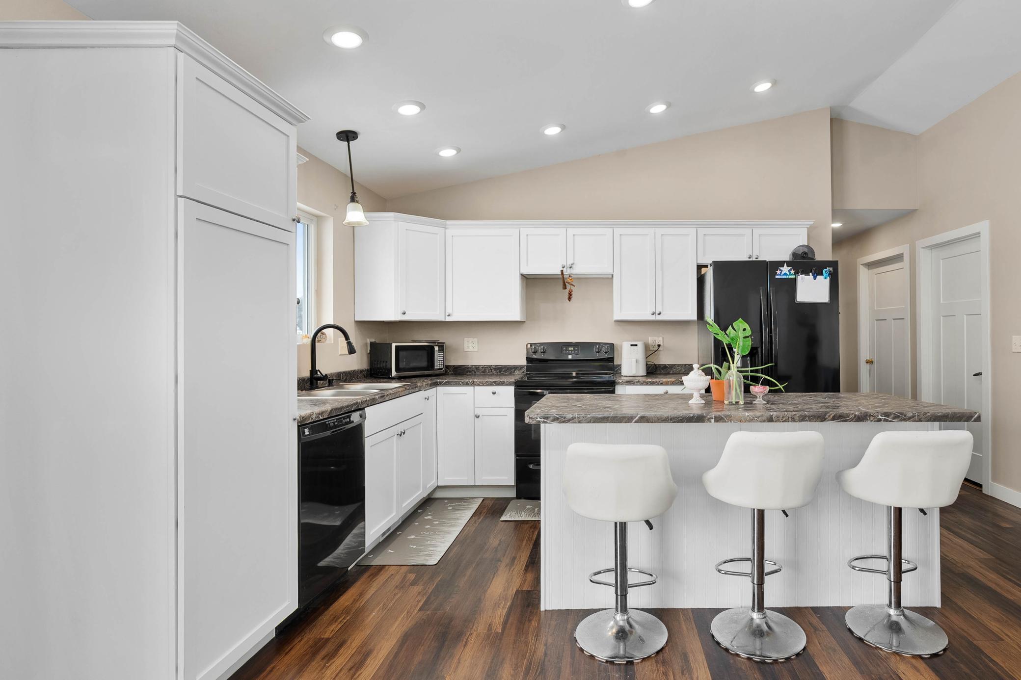 17) 69350-69c6f0897641b.jpg