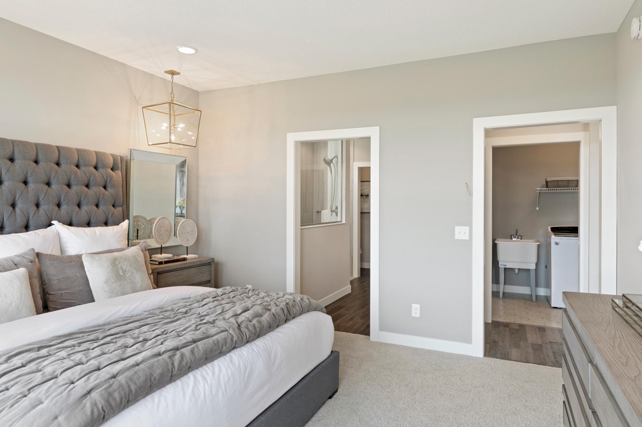 19240_101st_Place_model home