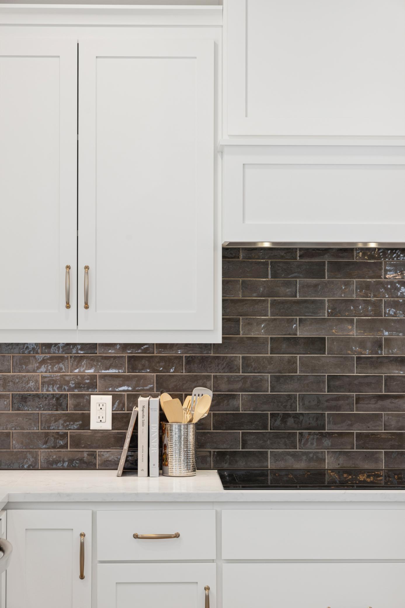 Photo taken from previous model with a similar floorplan. While similar, some options shown in the picture may not be included in this pricing. Please ask for a detailed list of included features for this listing.