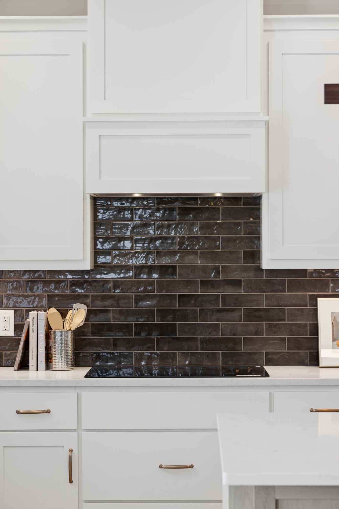 Photo taken from previous model with a similar floorplan. While similar, some options shown in the picture may not be included in this pricing. Please ask for a detailed list of included features for this listing.