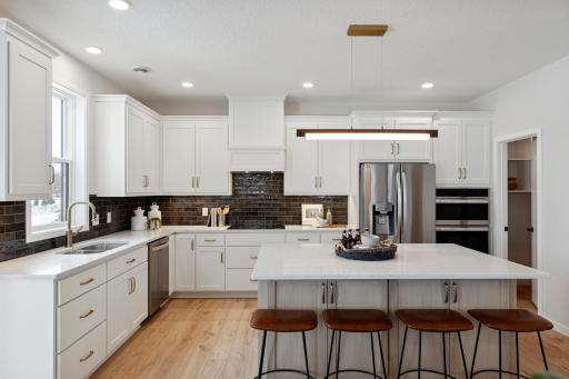 Photo for 3496 Knightsbridge Trail N, Lake Elmo, MN 55042 - listing #7049203 Photo taken from previous model with a similar floorplan. While similar, some options shown in the picture may not be included in this pricing. Please ask for a detailed list of included features for this listing.