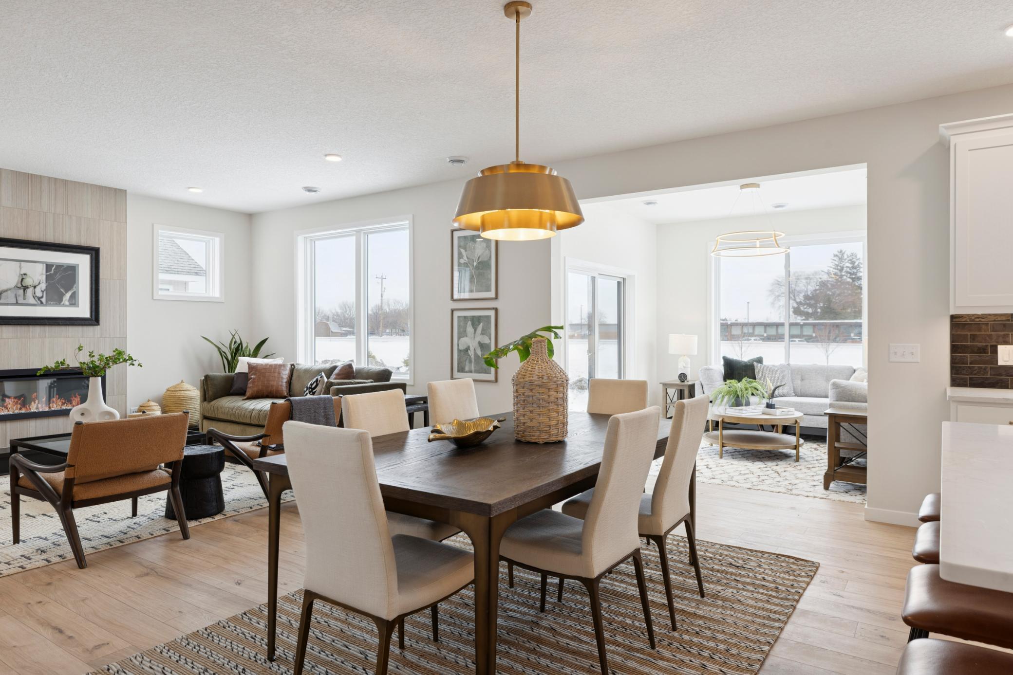 Photo taken from previous model with a similar floorplan. While similar, some options shown in the picture may not be included in this pricing. Please ask for a detailed list of included features for this listing.