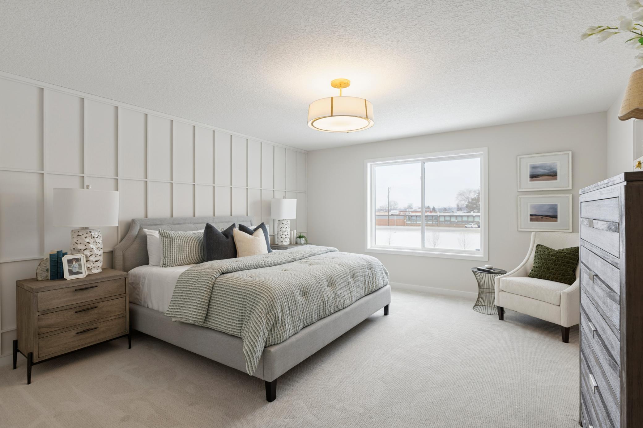 Photo taken from previous model with a similar floorplan. While similar, some options shown in the picture may not be included in this pricing. Please ask for a detailed list of included features for this listing.