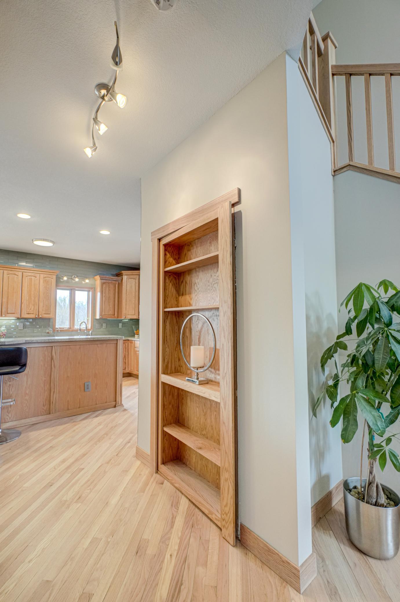 acess to the lower level 503 164th Ave