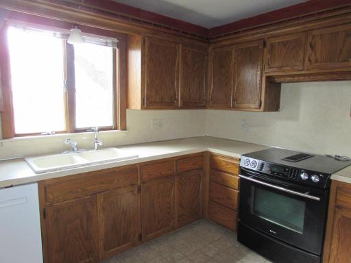 405 N 1st Avenue W, Truman, MN 56088