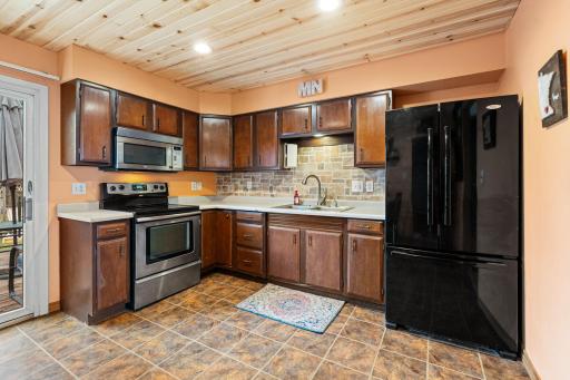 127 E Mckinley Street, Owatonna, MN 55060