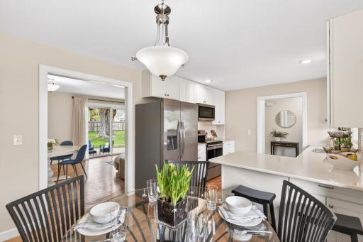1208 Echo Drive, Burnsville, MN 55337